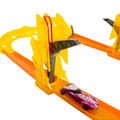 Hot Wheels Track Builder Lightning-Themed Track Set HMC03 4+