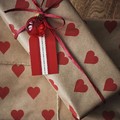 VINTERFINT Gift wrap roll, heart pattern brown, 3x0.7 m