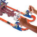 Hot Wheels Racerverse Spider-Man's Web-Slinging Speedway Track Set HPL34 4+