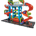 Hot Wheels™ City MEGA Car Wash With 1 Color Shifters™ Car HDP05 4+