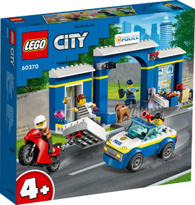 LEGO City Police Station Chase 4+
