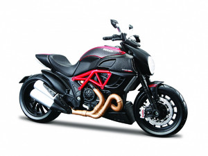 Maisto Metal Model Ducati Diavel Carbon 1:12 3+
