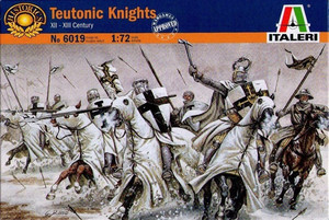 Italeri Model Kit Teutonic Knights XIII 1:72 14+