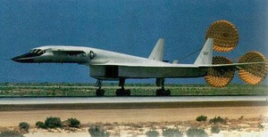 XB-70 Valkyrie 