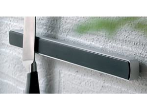 Fiskars Functional Form Knife Wall Magnet, 32cm