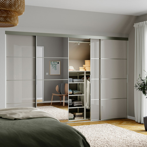 SKYTTA / HOKKSUND/AULI Sliding door combination, aluminium/high-gloss light grey mirror glass, 301x205 cm