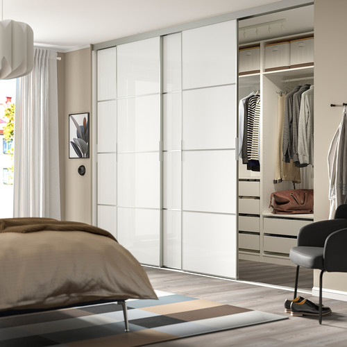 SKYTTA / FÄRVIK Sliding door combination, aluminium/white glass, 326x240 cm