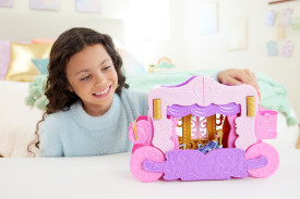 Disney Princess Carriage To Castle Transforming Playset HWX17 3+