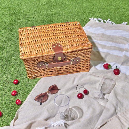 Picnic Basket for 4 People with Accessories