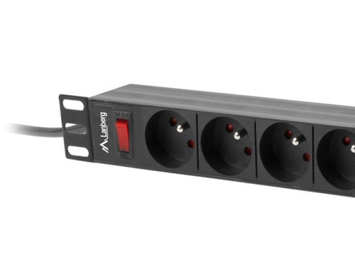 Lanberg PDU 1U 16a 9g 3m PDU-09E-0300-B