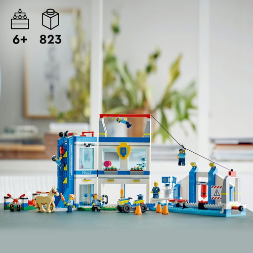 LEGO City Police Training Academy 6+