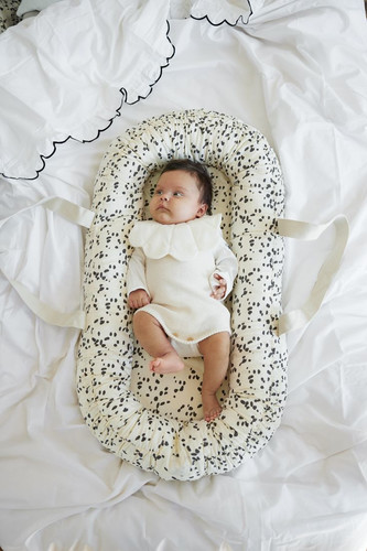 Elodie Details Portable Baby Nest - Dalmatian Dots