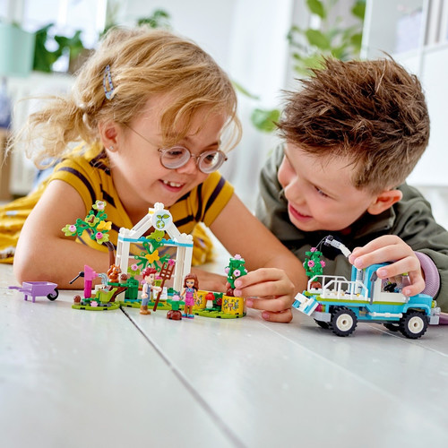 LEGO Friends Tree-Planting Vehicle 6+