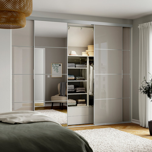 HOKKSUND/AULI/SKYTTA Sliding door combination, aluminium/high-gloss light grey mirror glass, 301x240 cm