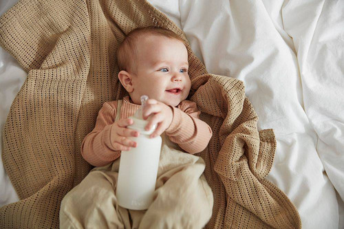 Elodie Details Glass Feeding Bottle - Vanilla White