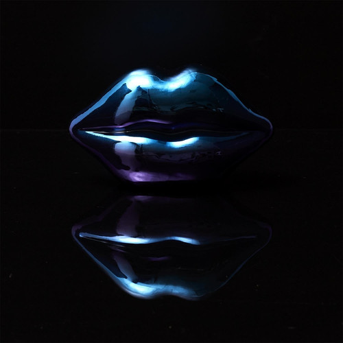 Decoration Lips, blue-purple