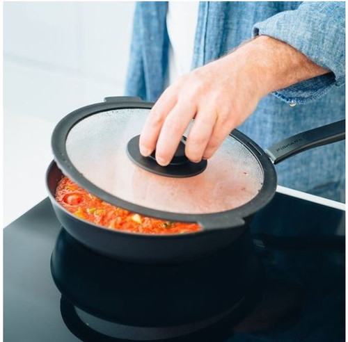 Fiskars Functional Form Sauté Pan 26cm