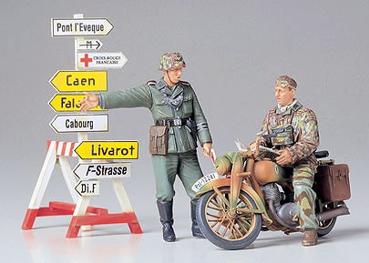 Tamiya Plastic Model Static Scale Model German Motorcycle Orderly Set 1:35 14+