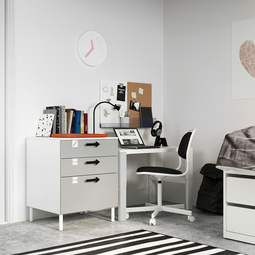 SMÅSTAD / PLATSA Chest of 3 drawers, white, grey, 60x55x63 cm