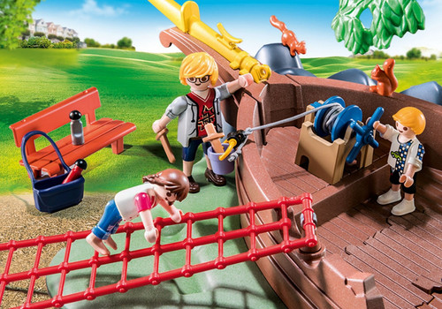 Playmobil City Life Set Playground with Shipwreck 4+