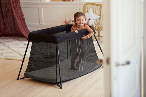 BABYBJÖRN Travel Cot/Playpen Light, Black + sheet, 0-3