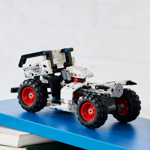 LEGO Technic Monster Jam™ Monster Mutt™ Dalmatian 7+