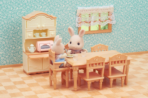 Sylvanian Families Dining Room Set 3+