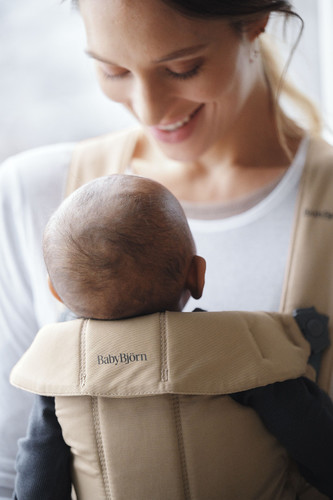 BABYBJÖRN Baby Carrier Mini, Beige Woven