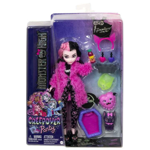 Monster High Doll And Sleepover Accessories, Draculaura HKY66 4+