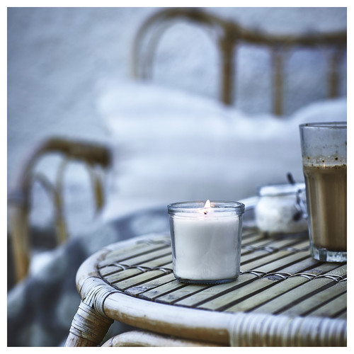 JÄMLIK Scented candle in glass, Vanilla/light beige, 20 hr