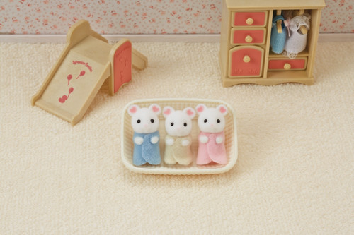 Sylvanian Families Marshmallow Mouse Triplets 3+