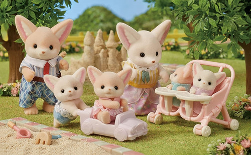 Sylvanian Families Fennec Fox Family 3+