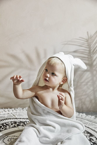 Elodie Details - Hooded Towel - Vanilla White Bunny