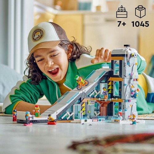 LEGO City Ski and Climbing Center 7+