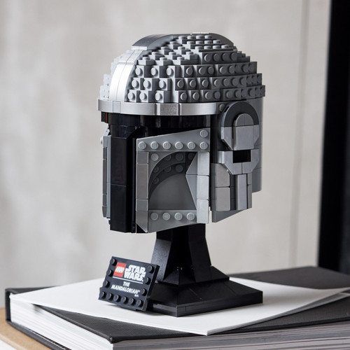 LEGO Star Wars The Mandalorian™ Helmet 18+