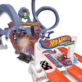 Hot Wheels Racerverse Spider-Man's Web-Slinging Speedway Track Set HPL34 4+